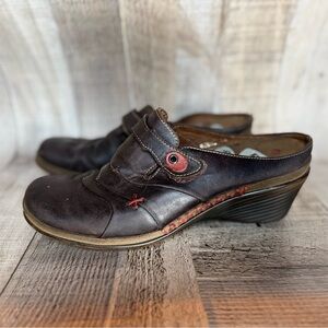 Romika Black Leather Mules with Red Accents